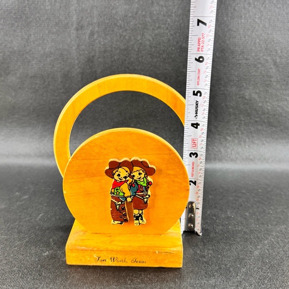 Vintage Wooden Cowboy Cowgirl Souvenir Napkin Holder Kitsch - Picture 6 of 7